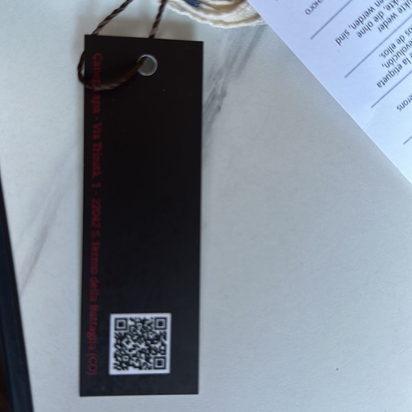 Fiorio scarf. Brand new with tags. - Picture 5 of 5